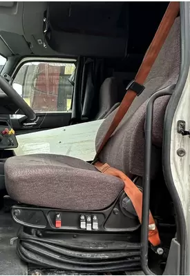 INTERNATIONAL LT625 Air Ride Seat