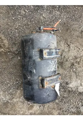 INTERNATIONAL LT625 Air Tank