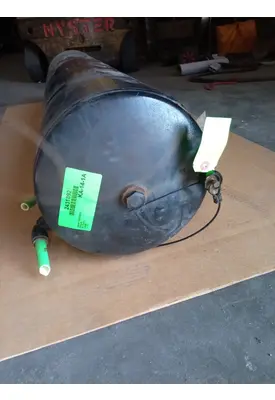 INTERNATIONAL LT625 Air Tank