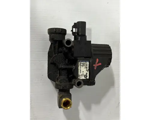 INTERNATIONAL LT625 Air Valves