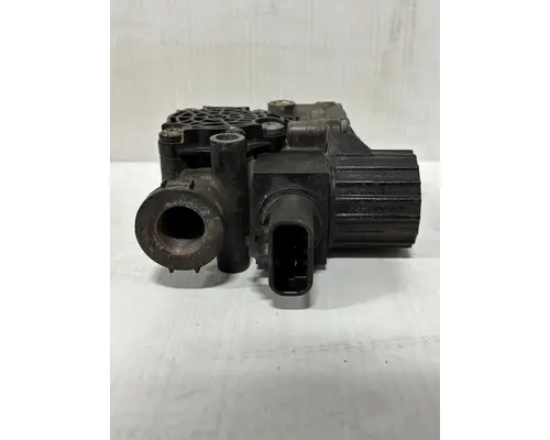 INTERNATIONAL LT625 Air Valves
