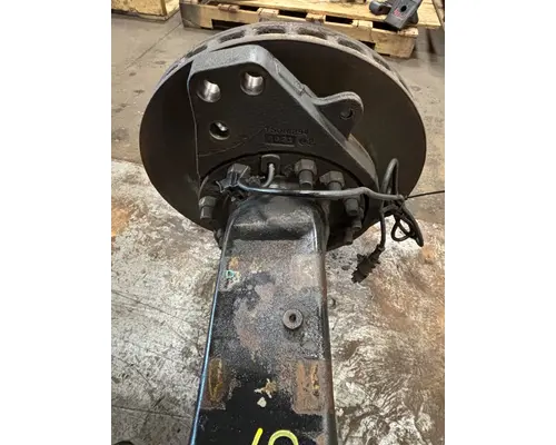 INTERNATIONAL LT625 Axle Housing (Front)