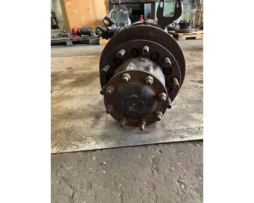 INTERNATIONAL LT625 Axle Housing (Front)