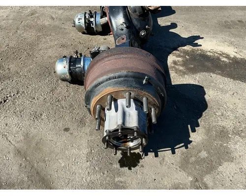 INTERNATIONAL LT625 Axle Housings (Front)