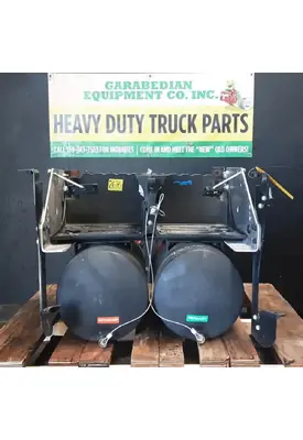 INTERNATIONAL LT625 Battery Box/Tray