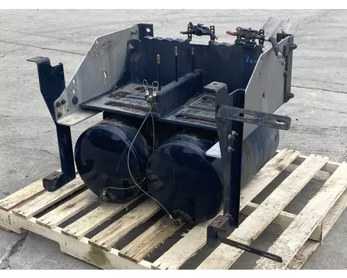 INTERNATIONAL LT625 Battery Box