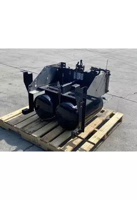 INTERNATIONAL LT625 Battery Box