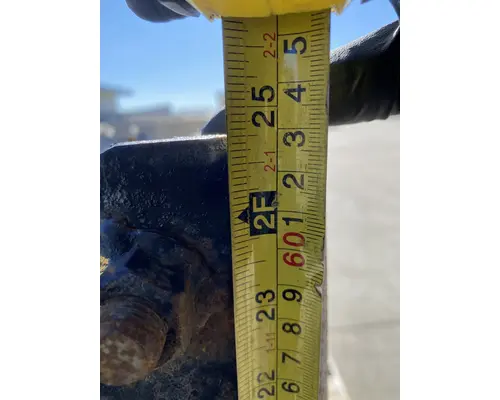 INTERNATIONAL LT625 Battery Box