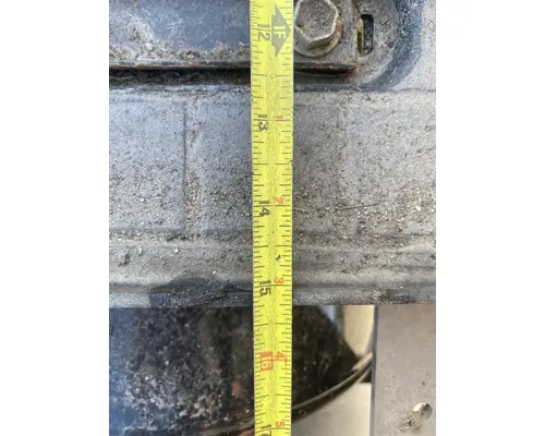 INTERNATIONAL LT625 Battery Box