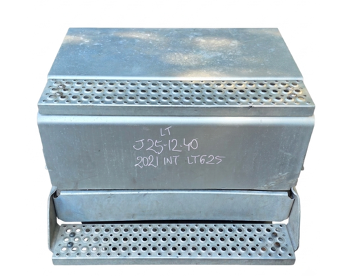 INTERNATIONAL LT625 Battery Box