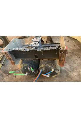INTERNATIONAL LT625 Battery Box