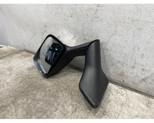 INTERNATIONAL LT625 Body Parts, Misc.