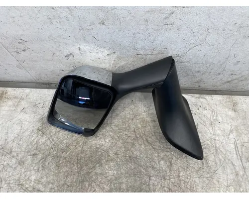 INTERNATIONAL LT625 Body Parts, Misc.