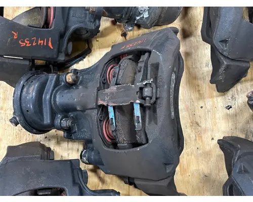 INTERNATIONAL LT625 Brake Caliper