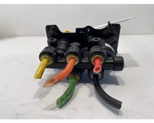 INTERNATIONAL LT625 Brake Proportioning Valve