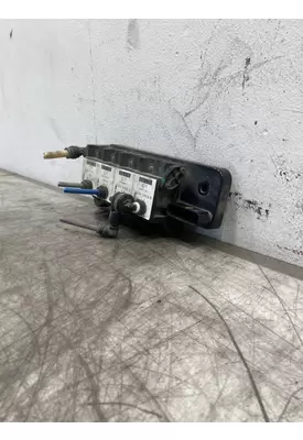 INTERNATIONAL LT625 Brake Proportioning Valve
