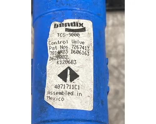 INTERNATIONAL LT625 Brake Proportioning Valve