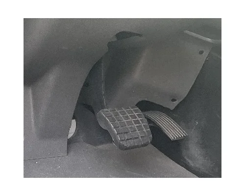 INTERNATIONAL LT625 BrakeClutch Pedal Box