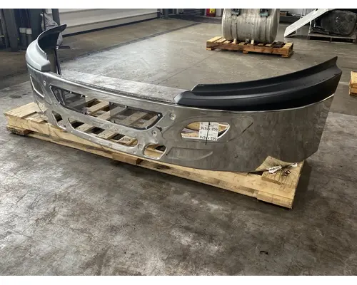 INTERNATIONAL LT625 Bumper Assembly, Front