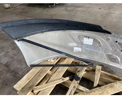 INTERNATIONAL LT625 Bumper Assembly, Front