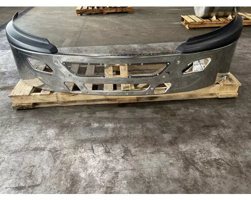 INTERNATIONAL LT625 Bumper Assembly, Front