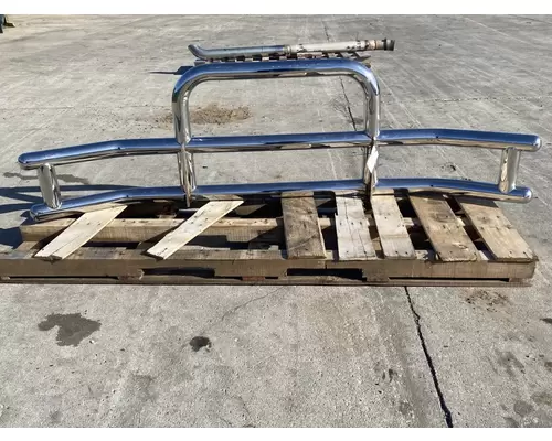 INTERNATIONAL LT625 Bumper Assembly, Front