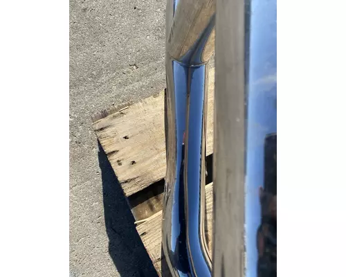 INTERNATIONAL LT625 Bumper Assembly, Front
