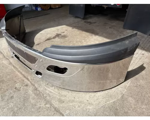 INTERNATIONAL LT625 Bumper Assembly, Front