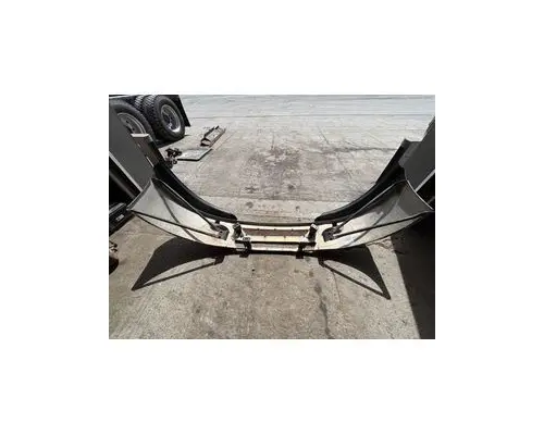 INTERNATIONAL LT625 Bumper Assembly, Front