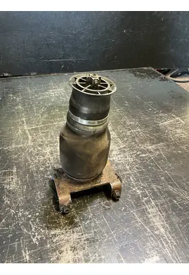 INTERNATIONAL LT625 Cab Air Suspension & Parts