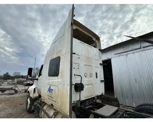 INTERNATIONAL LT625 Cab Assembly