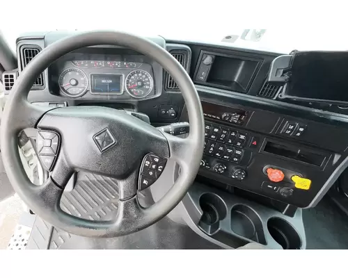INTERNATIONAL LT625 Cab Assembly