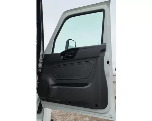 INTERNATIONAL LT625 Cab Assembly