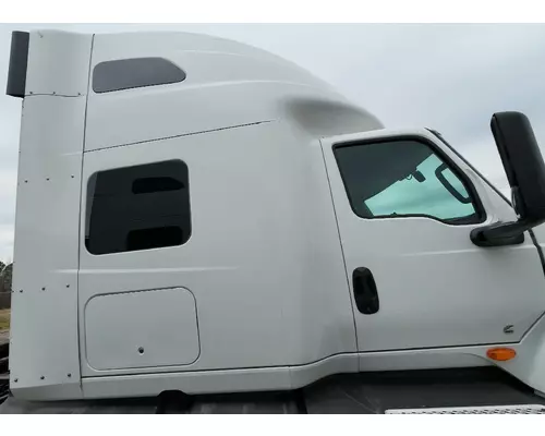 INTERNATIONAL LT625 Cab Assembly