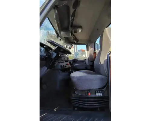 INTERNATIONAL LT625 Cab Assembly