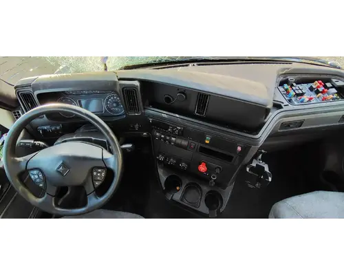 INTERNATIONAL LT625 Cab Assembly