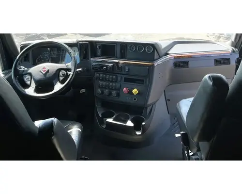 INTERNATIONAL LT625 Cab Assembly