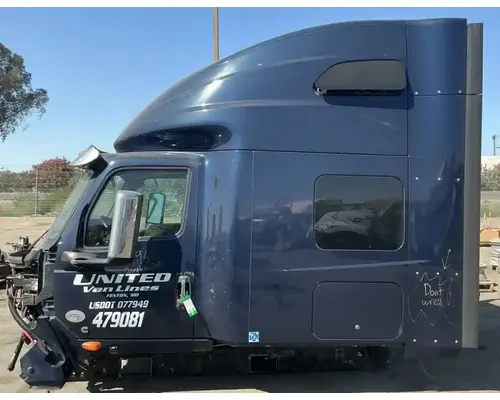 INTERNATIONAL LT625 Cab Assembly