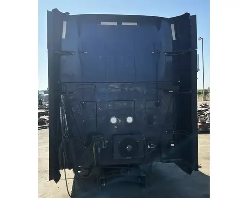 INTERNATIONAL LT625 Cab Assembly