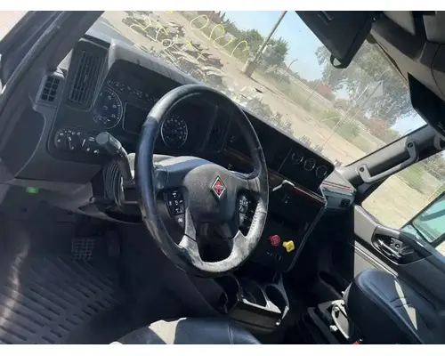 INTERNATIONAL LT625 Cab Assembly