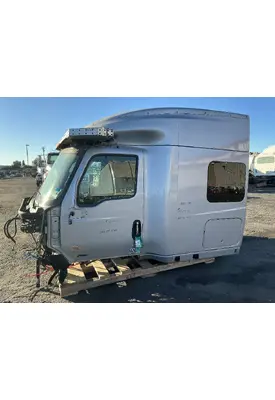 INTERNATIONAL LT625 Cab Assembly