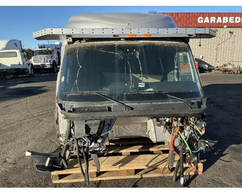 INTERNATIONAL LT625 Cab Assembly