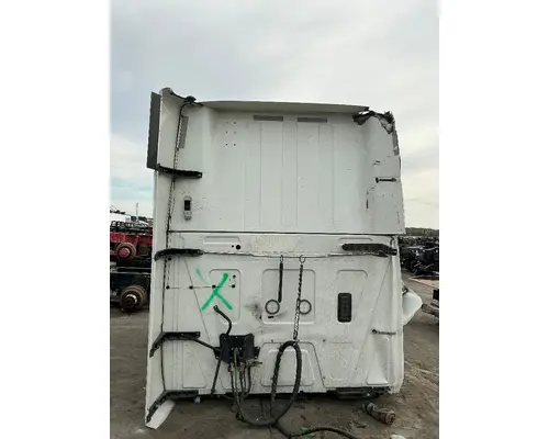 INTERNATIONAL LT625 Cab Assembly