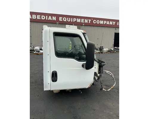 INTERNATIONAL LT625 Cab Assembly