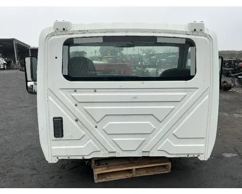 INTERNATIONAL LT625 Cab Assembly