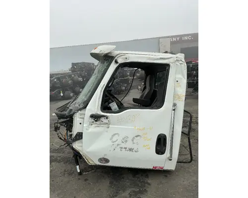 INTERNATIONAL LT625 Cab Assembly