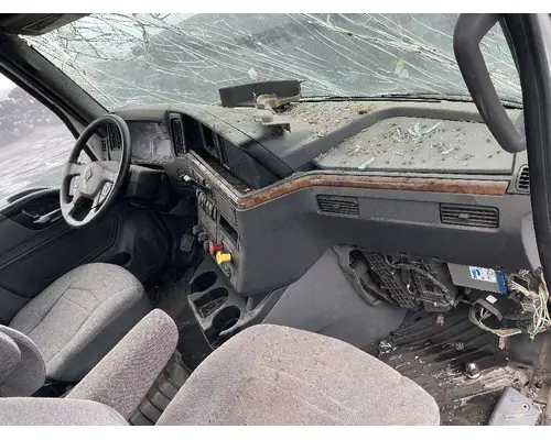 INTERNATIONAL LT625 Cab Assembly