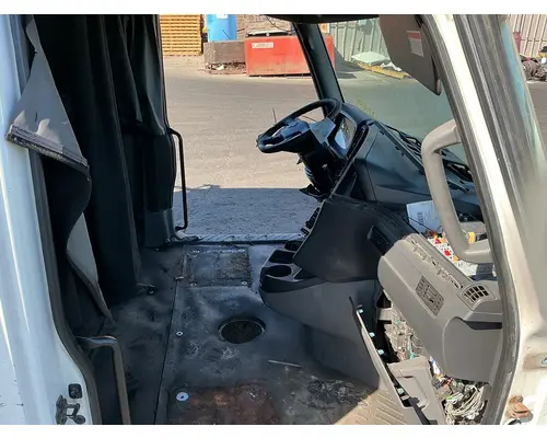 INTERNATIONAL LT625 Cab Assembly
