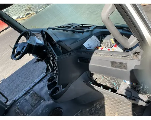 INTERNATIONAL LT625 Cab Assembly