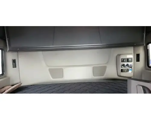 INTERNATIONAL LT625 Cab Assembly